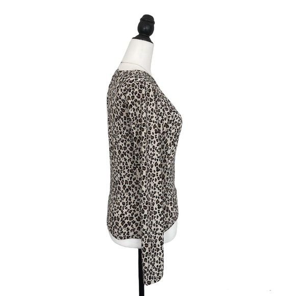 Gaze women's leopard print long sleeved top - Picture 2 of 5